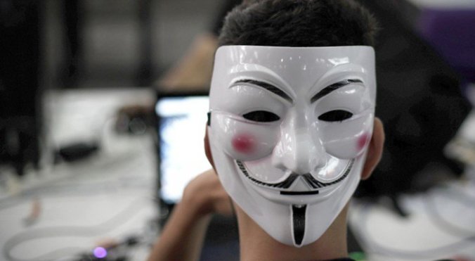 anonymous_computer-728x400