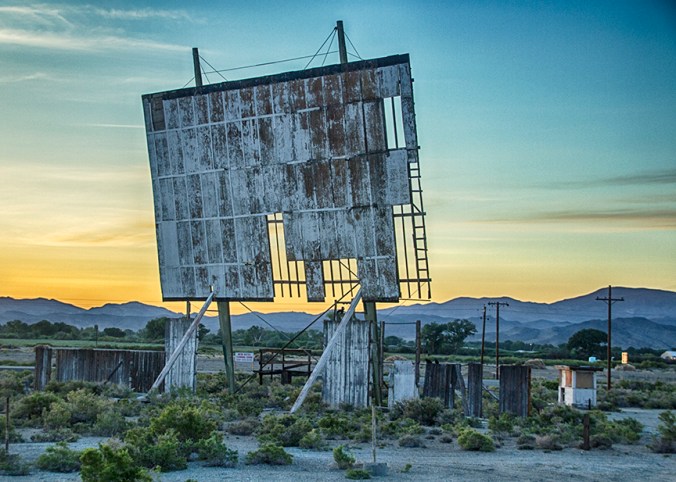 abandoned-drive-in-theater-yurington-nevada